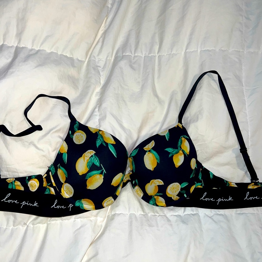 34C PINK lemon bra: Wear everywhere push up (never worn!!)
